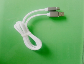 高質量MICRO USB充電數(shù)據(jù)線